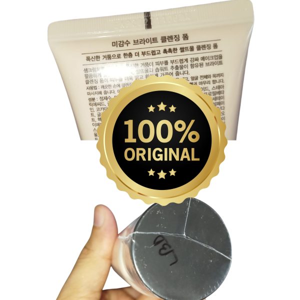 Rice Water Bright Cleansing Foam Face wash - Image 3